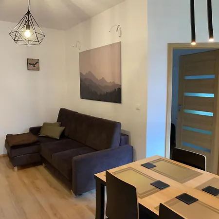 Przystanek - Ul Komuny Paryskiej 3 Apartamento