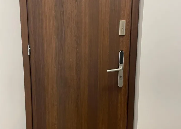 Przystanek - Ul Komuny Paryskiej 3 Apartment